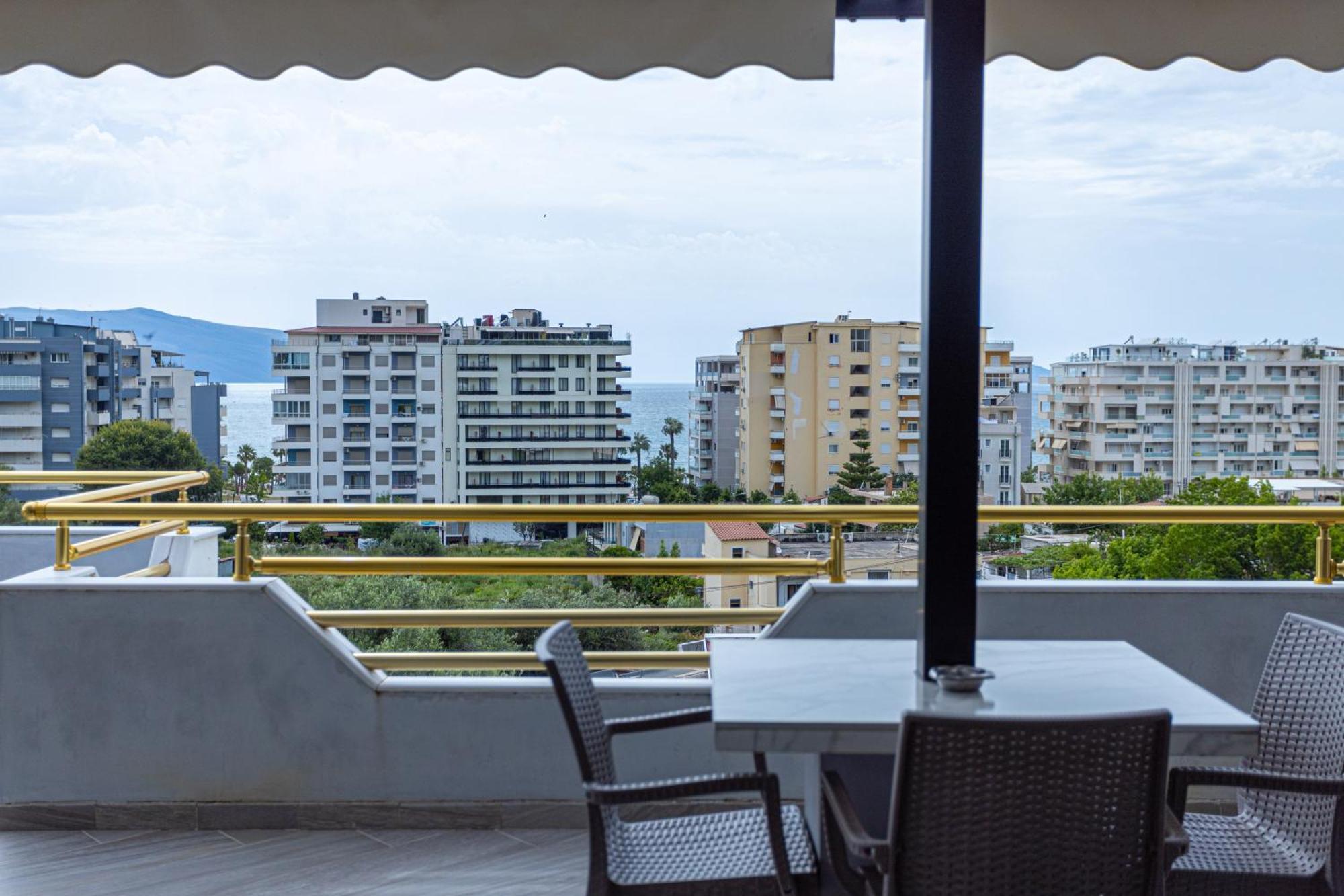 Hotel Olti Влёра Экстерьер фото